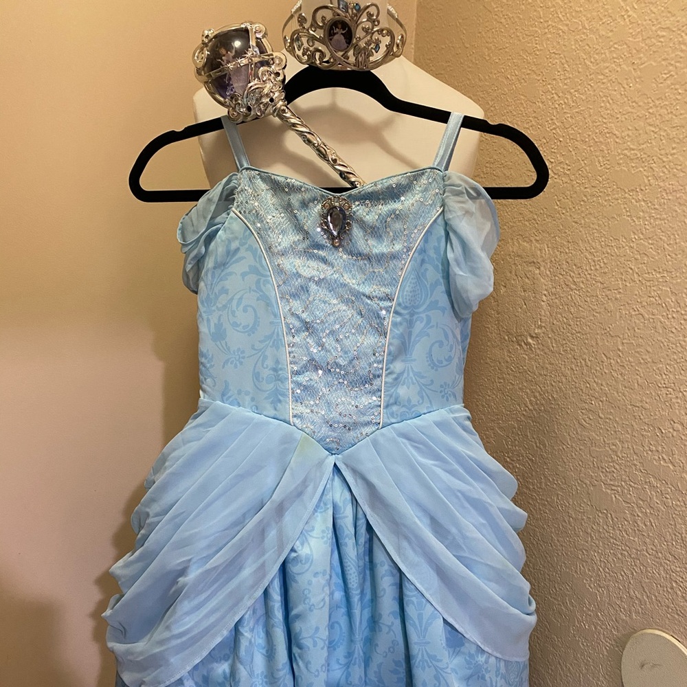 Disney Bibbidi Bobbidi Boutique Cinderella